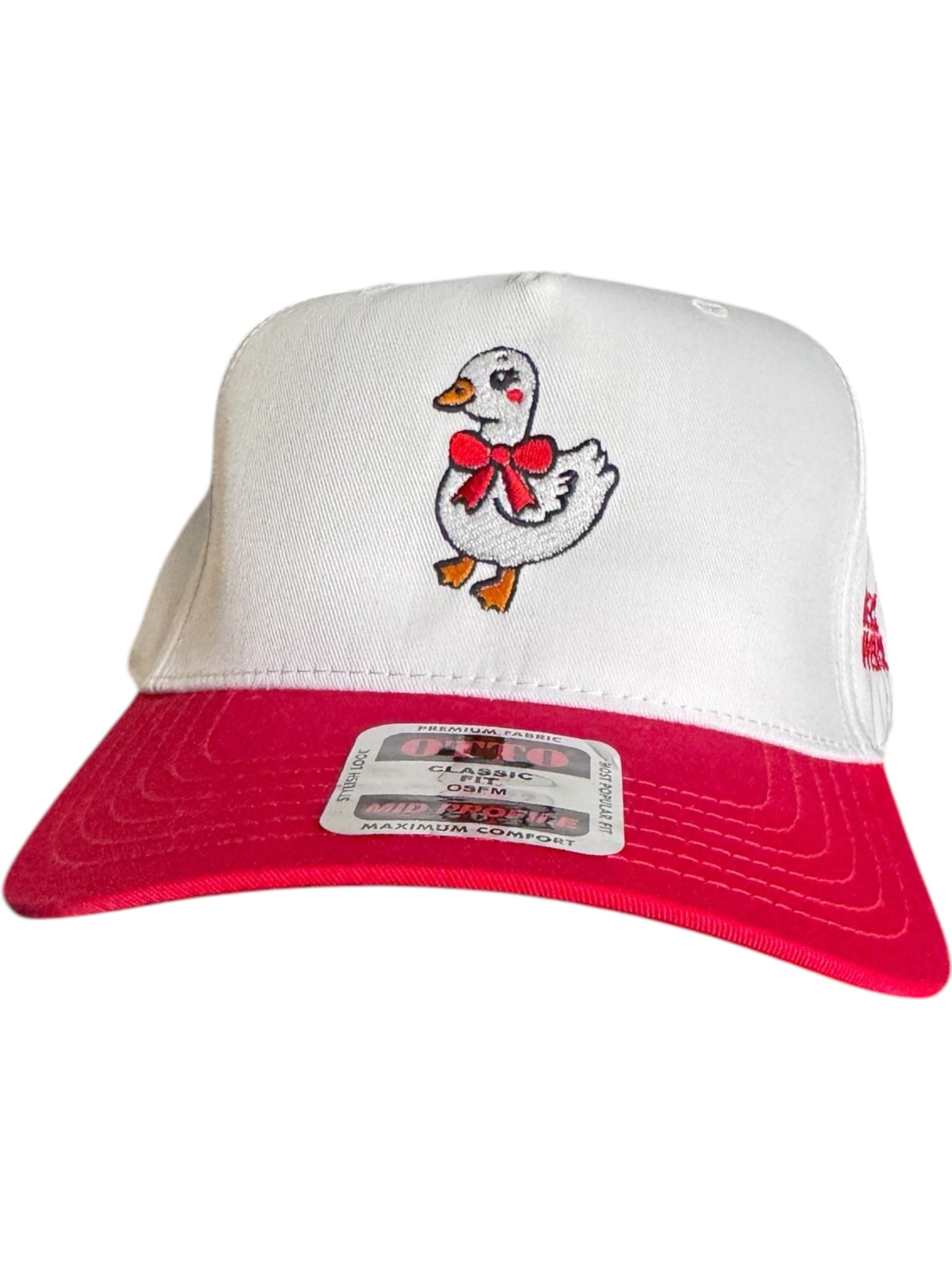 GOOSE WEARING BOW HAT