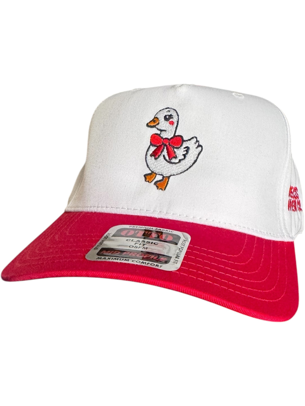 GOOSE WEARING BOW HAT